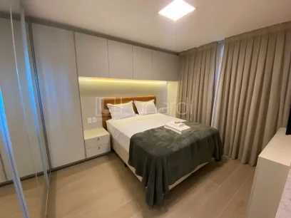 Foto Apartamento com 2 Dormitórios