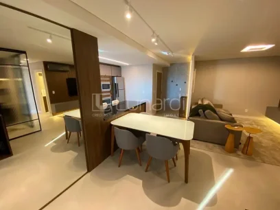 Foto Apartamento com 2 Dormitórios