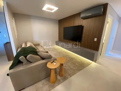 Foto Apartamento com 2 Dormitórios