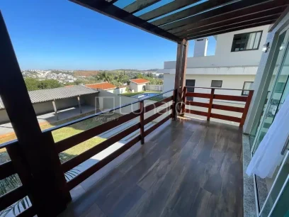 Foto Casa com 3 Dormitórios