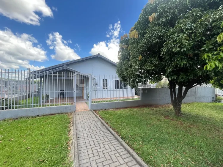 Casa com 3 Dormitórios