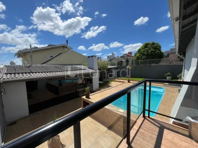 Foto Casa com 3 Dormitórios