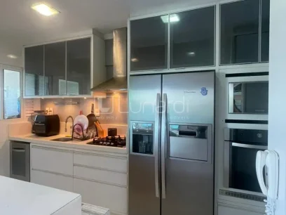 Foto Apartamento com 2 Dormitórios