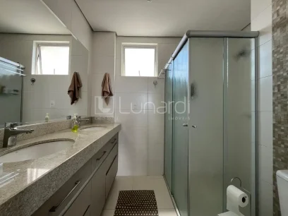 Foto Apartamento com 2 Suítes