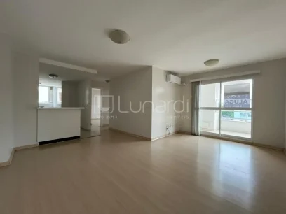 Foto Apartamento com 2 Dormitórios