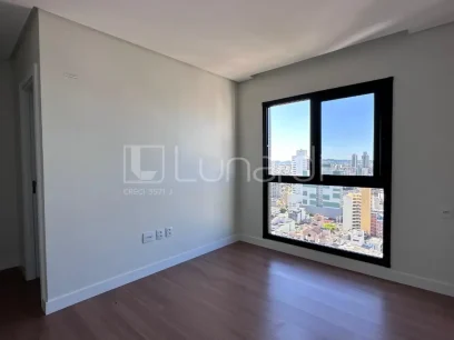 Foto Apartamento com 3 Suítes