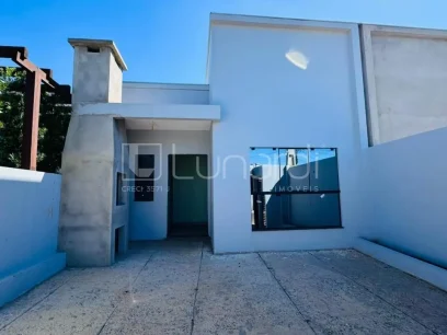 Foto Casa com 3 Dormitórios