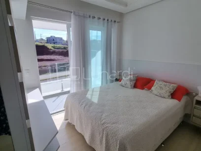 Foto Casa com 3 Dormitórios