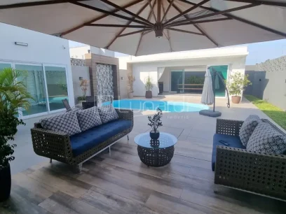 Foto Casa com 3 Dormitórios