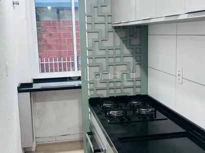 Foto Apartamento com 2 Dormitórios