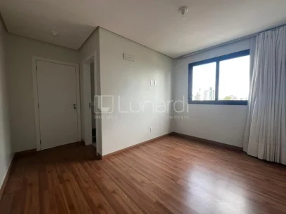 Foto Apartamento com 2 Dormitórios