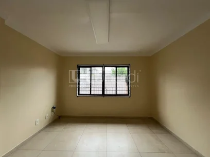 Foto Casa com 3 Dormitórios