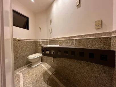 Foto Apartamento com 4 Dormitórios