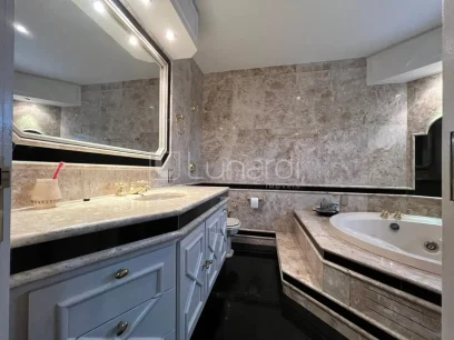 Foto Apartamento com 4 Dormitórios