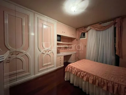 Foto Apartamento com 4 Dormitórios