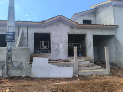 Casa com 2 Dormitórios