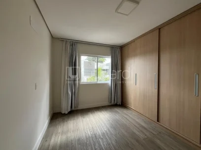 Foto Apartamento com 2 Dormitórios