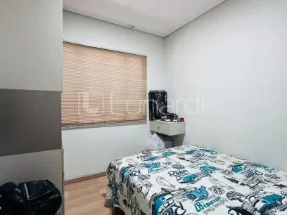 Foto Casa com 3 Dormitórios