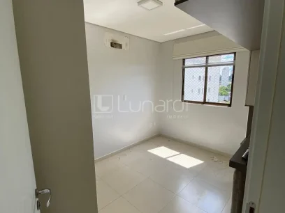 Foto Apartamento com 2 Dormitórios