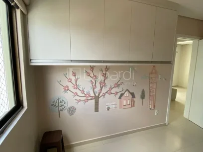 Foto Apartamento com 2 Dormitórios