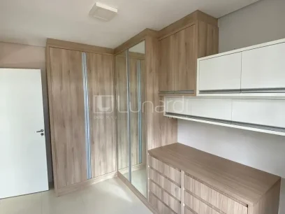 Foto Apartamento com 2 Dormitórios