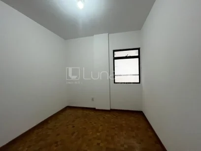 Foto Apartamento com 3 Dormitórios