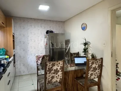 Foto Sobrado com 3 Dormitórios