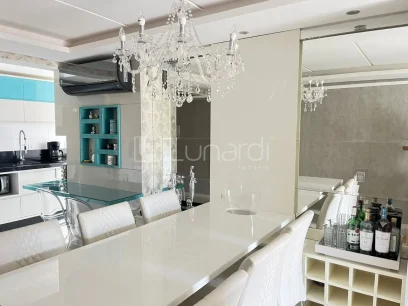 Foto Apartamento com 2 Dormitórios