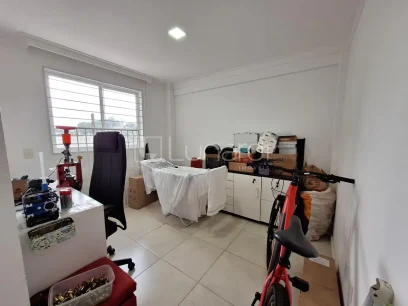 Foto Apartamento com 2 Dormitórios