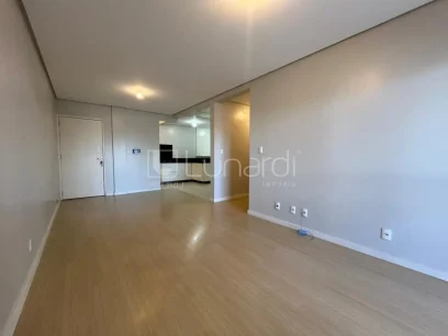 Foto Apartamento com 2 Dormitórios