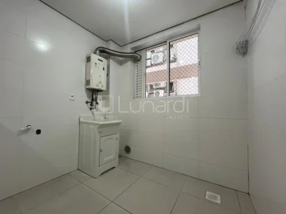 Foto Apartamento com 2 Dormitórios