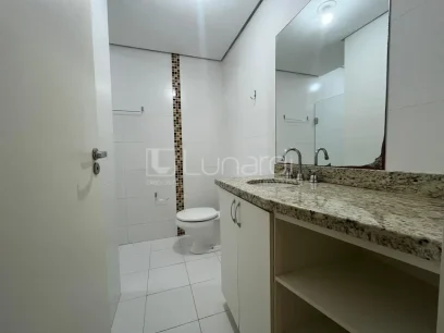 Foto Apartamento com 2 Dormitórios