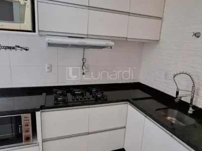 Foto Apartamento com 2 Dormitórios