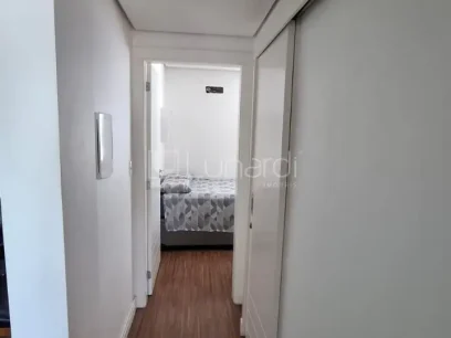 Foto Apartamento com 2 Dormitórios