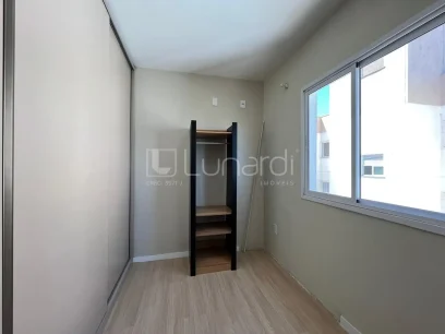 Foto Apartamento com 2 Dormitórios