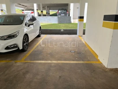 Foto Apartamento com 2 Dormitórios