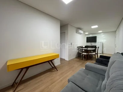 Foto Apartamento com 2 Dormitórios