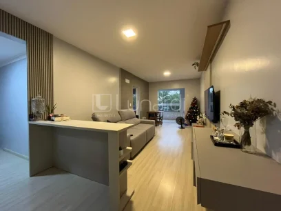 Foto Apartamento com 2 Dormitórios