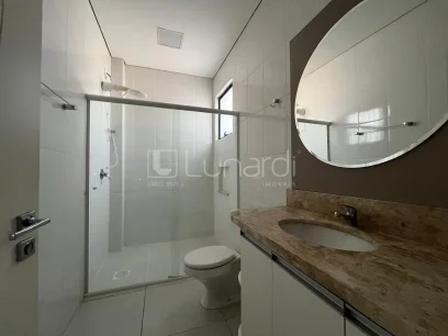 Foto Apartamento com 3 Dormitórios