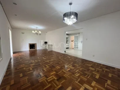 Foto Casa com 3 Dormitórios