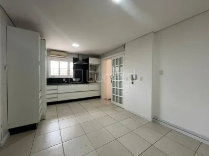 Foto Casa com 3 Dormitórios