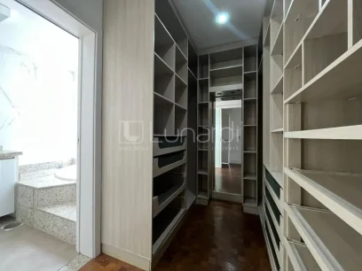 Foto Casa com 3 Dormitórios