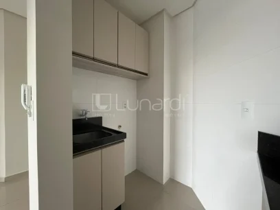 Foto Apartamento com 2 Dormitórios
