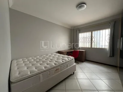 Foto Apartamento com 2 Dormitórios