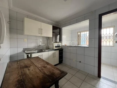 Foto Apartamento com 2 Dormitórios