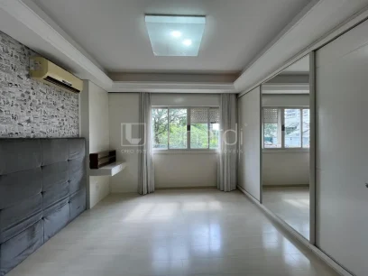 Foto Apartamento com 3 Dormitórios