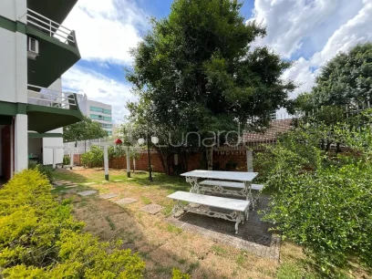 Foto Apartamento com 3 Dormitórios