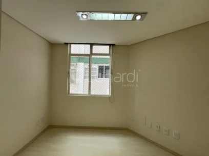 Foto Apartamento com 3 Dormitórios
