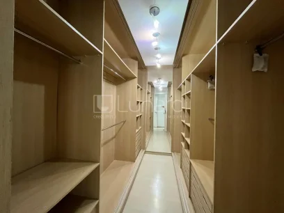 Foto Apartamento com 3 Dormitórios