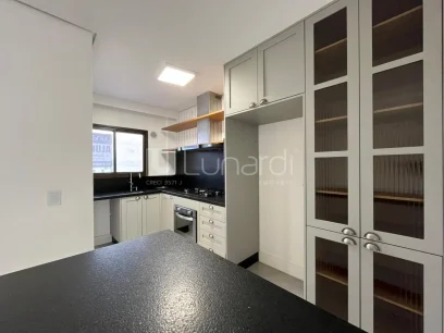 Foto Apartamento com 3 Dormitórios